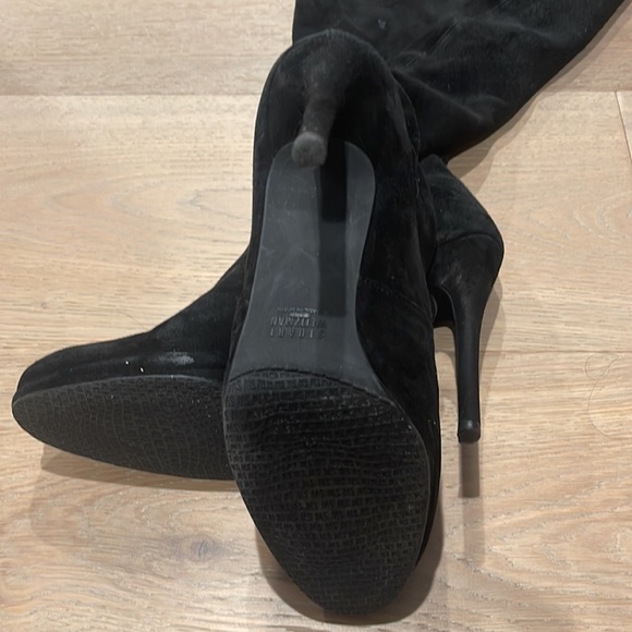 Stuart Weitzman Black Suede Pull On Boots - Picture 2 of 5